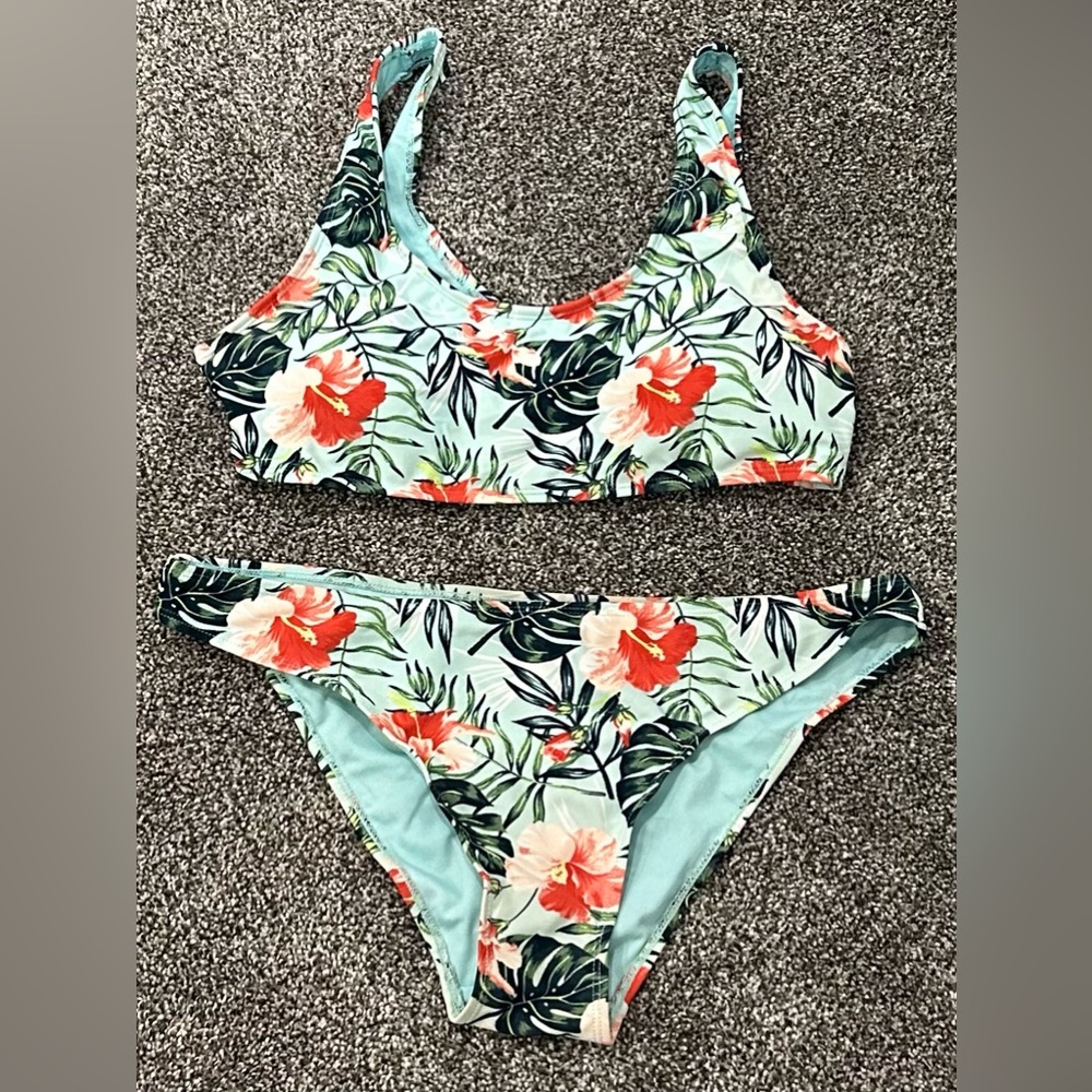 Cabana del Sol Floral Bikini - Picture 2 of 3